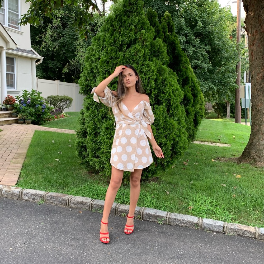 Dress - Picture 2 of 3